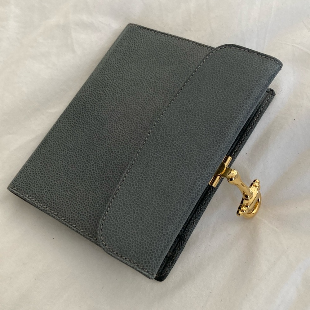🆕 Luxurious Made in ITALY Ladies GREY LEATHER Wallet with Gold Accent! - Picture 5 of 6